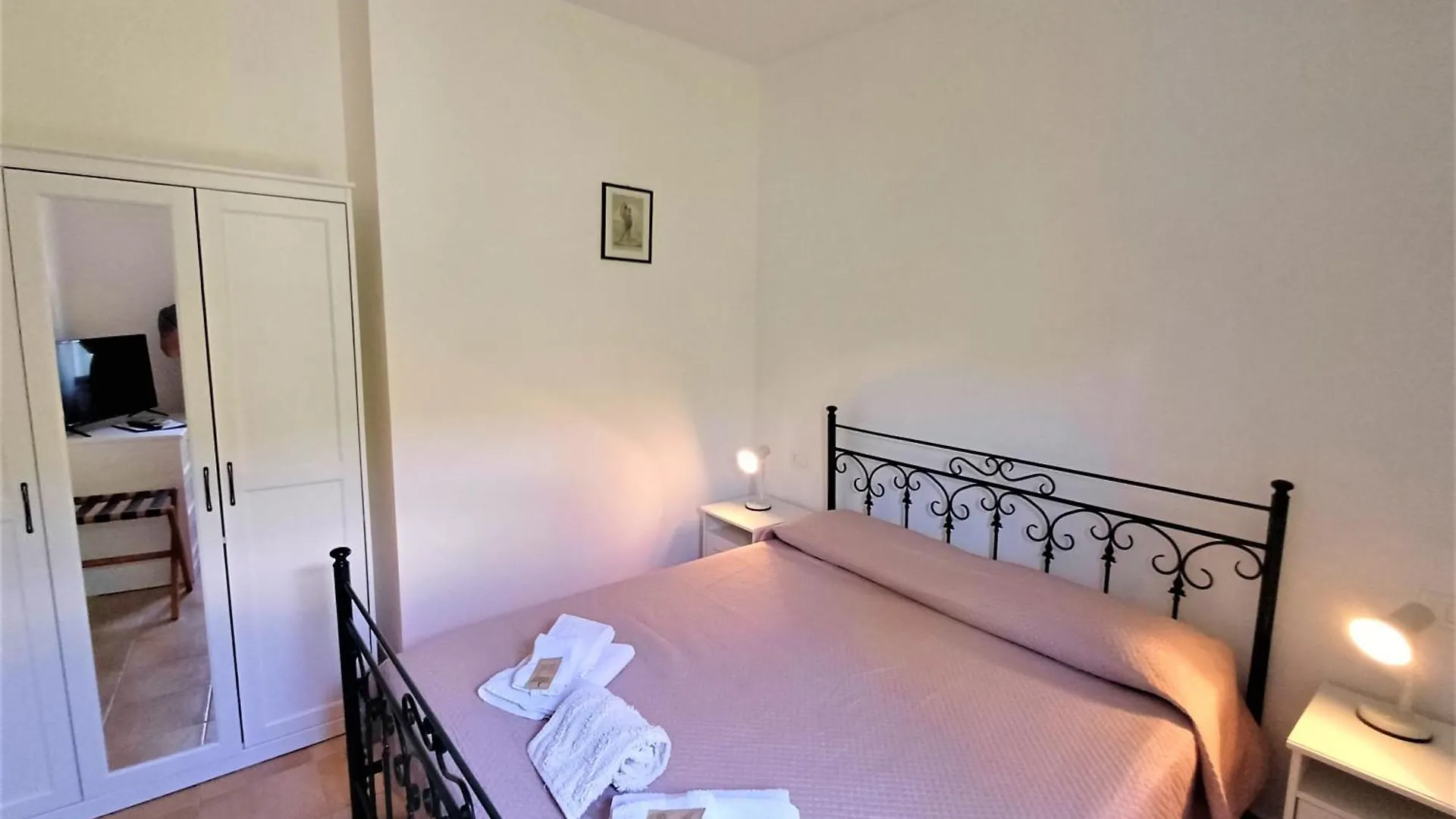 Ferienwohnung Oasi Del Borgo Borgo Bonsignore 0*,