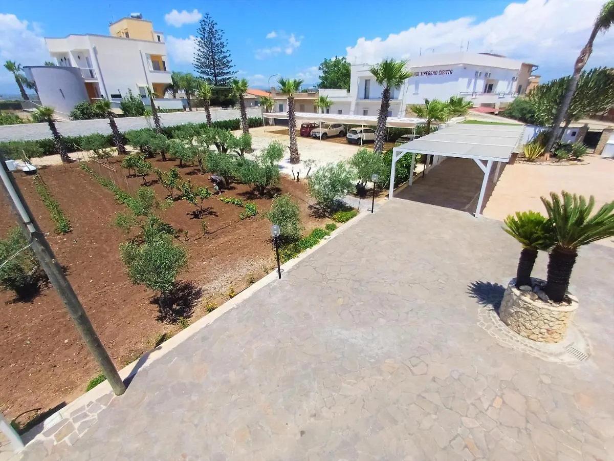Oasi Del Borgo Apartment Borgo Bonsignore 0*,
