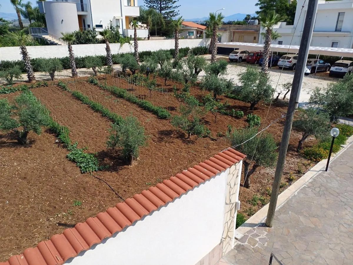 Oasi Del Borgo Apartment Borgo Bonsignore 0*,